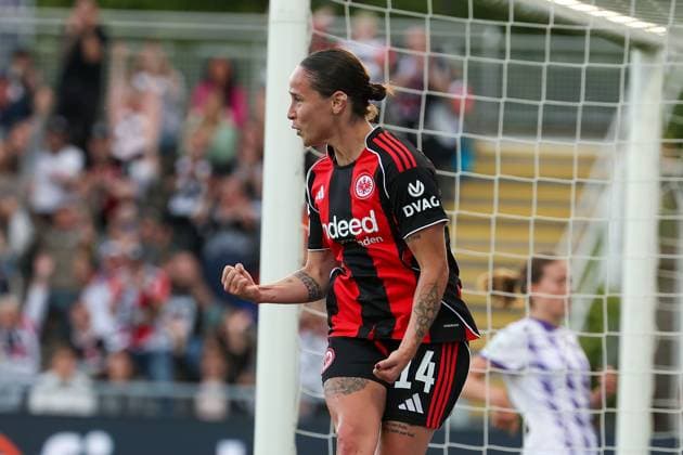 2025.09.05 xJFx Fussball Google Pixel Frauen-Bundesliga Saison 2025 2026 Eintracht Frankfurt - SGS Essen v.l., GÃ raldine Reuteler (Eintracht Frankfurt) Torjubel, Goal celebration, celebrate the goal (DFL DFB REGULATIONS PROHIBIT ANY USE OF PHOTOGRAPHS as IMAGE SEQUENCES and or QUASI-VIDEO) Copyright: JoaquimxFerreira