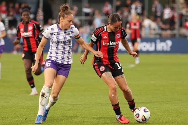 2025.09.05 xJFx Fussball Google Pixel Frauen-Bundesliga Saison 2025 2026 Eintracht Frankfurt - SGS Essen v.l., Jacqueline Meißner (SGS Essen), GÃ raldine Reuteler (Eintracht Frankfurt) Zweikampf, Action, Aktion, Battles for the Ball (DFL DFB REGULATIONS PROHIBIT ANY USE OF PHOTOGRAPHS as IMAGE SEQUENCES and or QUASI-VIDEO) Copyright: JoaquimxFerreira