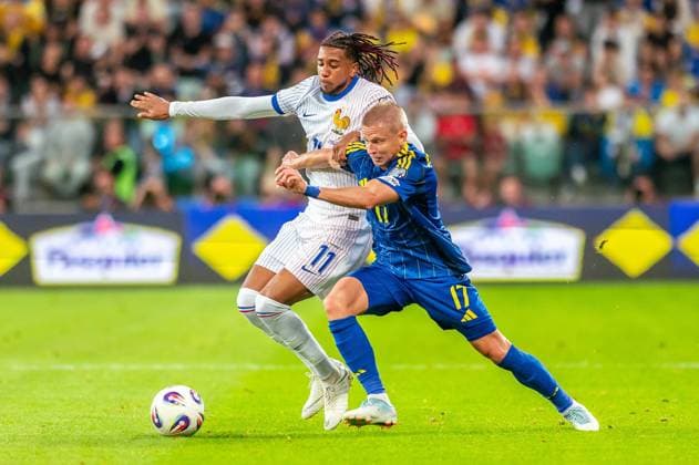 2025.09.05 Wroclaw pilka nozna Kwalifikacje Mistrzostw Swiata 2026 Ukraina - Francja N z Oleksandr Zinchenko Michael Olise Foto Gleb Soboliev PressFocus 2025.09.05 Wroclaw Football - FIFA World Cup, WM, Weltmeisterschaft, Fussball 2026 Qualifying round Ukraine - France Oleksandr Zinchenko Michael Olise Credit: Gleb Soboliev PressFocus NEWSPIX.PL --- newspix.pl 