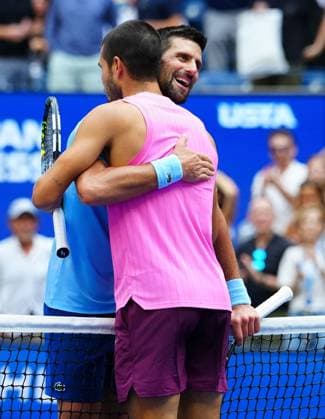 Carlos Alcaraz and Novak Djokovic hug at the net 2025 US Open, Day Thirteen, USTA Billie Jean King National Tennis Center, New York, USA - 05 Sept 2025New York USTA Billie Jean King National T New York (NY) United States of America  Copyright: xJavierxGarcia Shutterstockx 15467793dt