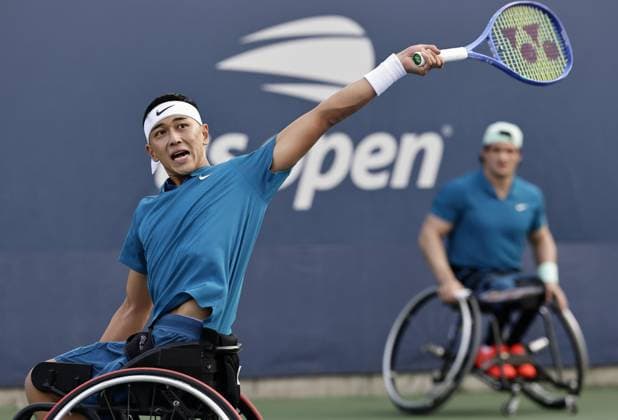 Tennis: U.S. Open Tokito Oda (front) of Japan and Gustavo Fernandez of Argentina play against Alfie Hewett and Gordon Reid, both of Britain, in the men s wheelchair doubles final at the U.S. Open tennis tournament in New York on Sept. 5, 2025.  A14AA0004824548P