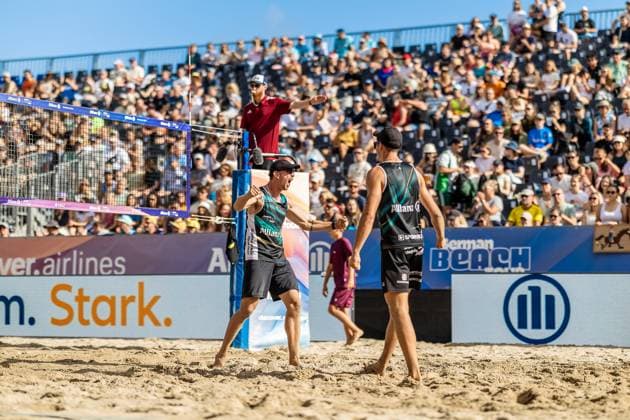 Beachvolleyball I Deutsche Meisterschaften 2025 I Timmendorfer Strand I Tag 3 I 06.09.2025 Jubel bei Lukas Pfretzschner (Eintracht Spontent) und Sven Winter (Eintracht Spontent) Timmendorfer Strand Schleswig-Holstein Deutschland Copyright: xLobeca JasperxLorenzx