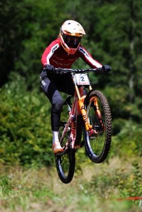 2025 UCI Mountain Bike World Championships Picture by Ed Sykes SWpix.com - 06 09 2025 - Cycling - 2025 UCI Mountain Bike World Championships - Downhill - ChampÃ ry, Valais, Switzerland - Women Junior Final - Rosa Zierl (Austria) Copyright: x xSWpix.comx(t axPhotographyxHubxLtd)xEdxSykes SWpix.comx SWP-3030-2031