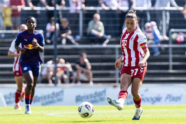 Google Pixel Frauen-Bundesliga: 1.FC Köln Frauen - RB Leipzig Frauen; 06.09.2025 Lauera Feiersinger (1.FC Köln Frauen, 27) Google Pixel Frauen-Bundesliga: 1.FC Köln Frauen - RB Leipzig Frauen; Franz-Kremer-Stadion, Köln; 06.09.2025 Copyright: xBEAUTIFULxSPORTS Buriakovx
