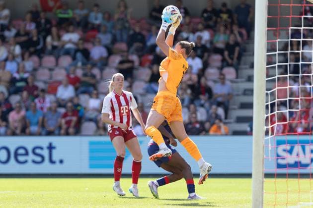 Google Pixel Frauen-Bundesliga: 1.FC Köln Frauen - RB Leipzig Frauen; 06.09.2025 Elvira Herzog (RB Leipzig Frauen, 1) Google Pixel Frauen-Bundesliga: 1.FC Köln Frauen - RB Leipzig Frauen; Franz-Kremer-Stadion, Köln; 06.09.2025 Copyright: xBEAUTIFULxSPORTS Buriakovx