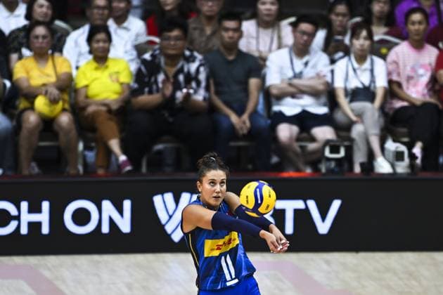 Italy v Brazil - FIVB Women’s World Volleyball Championship BANGKOK, THAILAND - SEPTEMBER 06: Anna Danesi (11) of Italy in action during the FIVB Women’s Volleyball World Championship, WM, Weltmeisterschaft semi-final match between Italy and Brazil at Huamark Indoor Stadium in Bangkok, Thailand, on September 06, 2025. Mustafa Hatipoglu Anadolu Banghok Thailand. Editorial use only. Please get in touch for any other usage.  Copyright: x2025xAnadoluxMustafaxHatipoglux