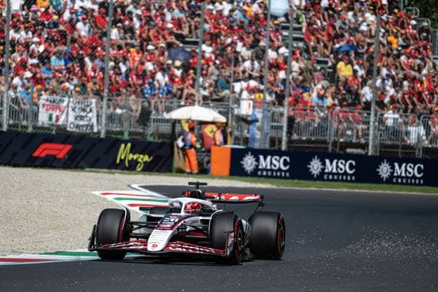 Esteban Ocon (FRA) driving for MoneyGram Haas F1 Team during free practice of F1 GP of Italy at Monza Circuit on September 6, 2025 in Monza, Italy. during Pirelli Gran Premio d Italia 2025, Formula 1 Championship in Monza, Italy, September 06 2025  Copyright: xFedericoxManoni IPAxSportx xipa-agency.netx xx IPA_64301022 IPA_Agency_IPA64301022