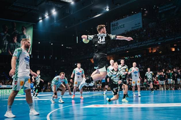 HBL: Füchse Berlin vs. SC Magdeburg, 06.09.25 Hákun West av Teigum (Füchse Berlin, 34) wirft aufs Tor; Füchse Berlin vs. SC Magdeburg am 06.09.2025 in der Max-Schmeling-Halle, Berlin Copyright: xBEAUTIFULxSPORTS Tonhäuserx