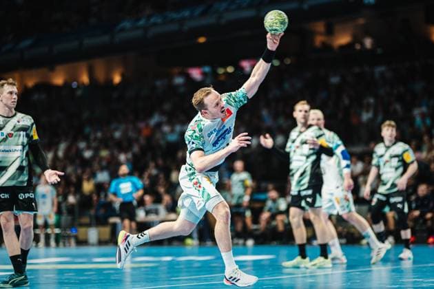 HBL: Füchse Berlin vs. SC Magdeburg, 06.09.25 Omar Ingi Magnusson (SC Magdeburg, 14) wirft aufs Tor; Füchse Berlin vs. SC Magdeburg am 06.09.2025 in der Max-Schmeling-Halle, Berlin Copyright: xBEAUTIFULxSPORTS Tonhäuserx