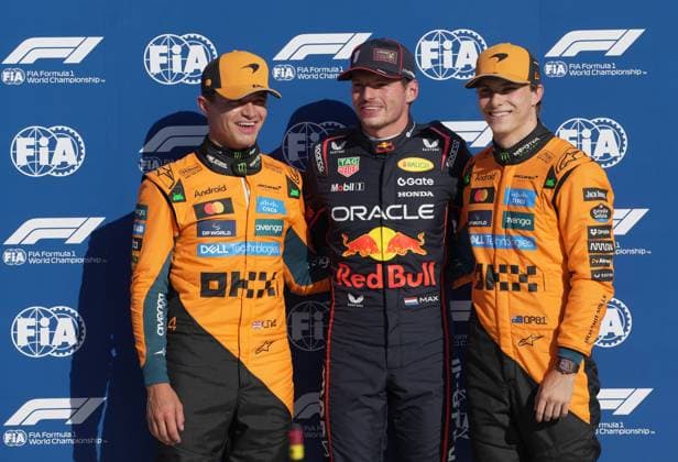 Formula 1 of Italia Pole position for Dutch driver Max Verstappen of Oracle Red Bull Racing (C), second place for Australian driver Oscar Piastri of McLaren F1 Team (R), third place for British driver Lando Norris of McLaren F1 Team (L) ahead of the Formula 1 Pirelli Gran Premio d?Italia 2025 at the Autodromo Nazionale di Monza in Monza, Italia, September 06 2025. Monza Italia Copyright: xMatrixxImagesx xHasanxBraticx 