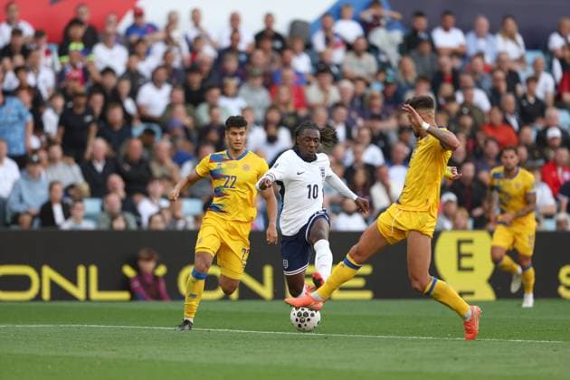 6th September 2025; Villa Park, Birmingham, West Midlands, England; FIFA World Cup, WM, Weltmeisterschaft, Fussball Qualifying Group K International Football, England versus Andorra; Eberechi Eze of England challenged by Christian Garcia of Andorra  JohnxPatrickxFletcher