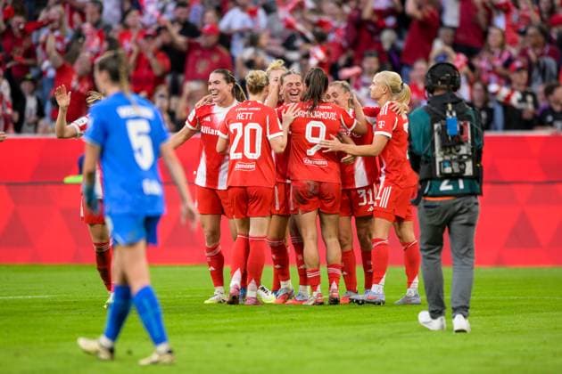 Fußball, Google Pixel Frauen Bundesliga, 20250906, FC Bayern München - Bayer 04 Leverkusen. Im Bild Bayern Torjubel bejubelt Jubel Tor 2:0. München Allianz Arena Bayern Deutschland Copyright: Passion2Press MarkusxFischerx