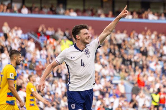Football - FIFA World Cup, WM, Weltmeisterschaft, Fussball 2026 Qualifying - Group K - England v Andorra BIRMINGHAM, ENGLAND - Friday, September 5, 2025: England s Declan Rice celebrates after scoring the second goal during the FIFA World Cup 2026 Qualifying Group K match between England and Andorra at Villa Park. (Photo by David Rawcliffe Propaganda) BIRMINGHAM Villa Park WEST MIDLANDS ENGLAND  Copyright: xDavidxRawcliffex P2025-09-06-England_Andorra-98