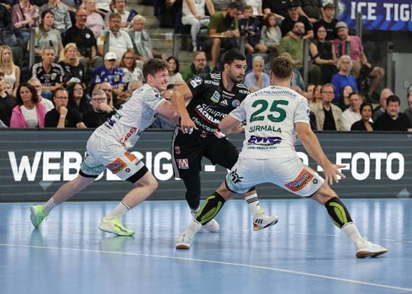 06.09.2025 - Handball - 1. Bundesliga DAIKIN HBL - Saison 2025 2026 - 03. Spieltag: HC Erlangen Metropolregion Nürnberg HCE - Frisch Auf! Göppingen - DaMa - xdaxmax - Oskar Neudeck (2, Frisch Auf Göppingen ) Milos Kos (5, HC Erlangen HCE ) Ludvig Jurmala Aström Astroem (25, Frisch Auf Göppingen )