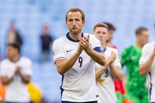 Football - FIFA World Cup, WM, Weltmeisterschaft, Fussball 2026 Qualifying - Group K - England v Andorra BIRMINGHAM, ENGLAND - Friday, September 5, 2025: England s captain Harry Kane after the final whistle during the FIFA World Cup 2026 Qualifying Group K match between England and Andorra at Villa Park. (Photo by David Rawcliffe Propaganda) BIRMINGHAM Villa Park WEST MIDLANDS ENGLAND  Copyright: xDavidxRawcliffex P2025-09-06-England_Andorra-126