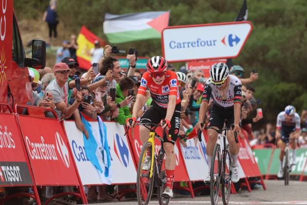 06-09-2025 Vuelta A Espana; Tappa 14 Aviles - La Farrapona; 2025, Visma - Lease A Bike; 2025, Uae Team Emirates - Xrg; Vingegaard, Jonas; Almeida, Joao; La Farrapona; 