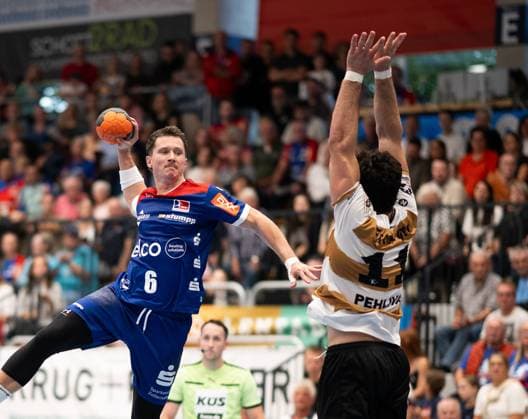 Mex Raguse (HBW Balingen Weilstetten, 6), beim Wurf, HBW Balingen Weilstetten vs. HC Elbflorenz Dresden, Handball, 2. Bundesliga, 2. Spieltag, Saison 2025 2026, 06.09.2025 Eibner-Pressefoto Andreas Ulmer HBW Balingen Weilstetten vs. HC Elbflorenz Dresden, Handball, 2. Bundesliga, 2. Spieltag, Saison 2025 2026, 06.09.2025 Balingen Copyright: xEibner-Pressefoto AndreasxUlmerx EP_AUR