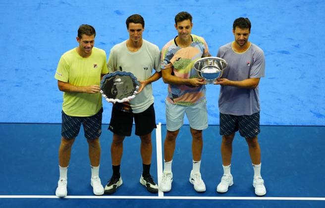Marcel Granollers and Horacio Ceballos win the Men s Doubles title and pose alongside runners-up Joe Salisbury and Neil Skupski 2025 US Open, Day Fourteen, USTA Billie Jean King National Tennis Center, New York, USA - 06 Sept 2025New York USTA Billie Jean King National T New York (NY) United States of America  Copyright: xJavierxGarcia Shutterstockx 15467797c
