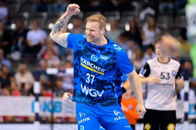Stuttgart, Handball Bundesliga: HBL - 25 26 - TVB Stuttgart - Bergischer HC Jonas Truchanovicius (Stuttgart) Jubel Freude Emotion Torjubel Torschuetze Torschütze Stuttgart Porsche Arena Baden-Württemberg Deutschland
