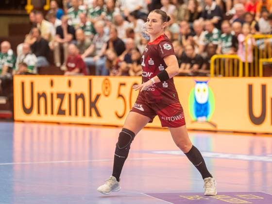 Mareike Thomaier (HSG Bensheim Auerbach, 02) am Ball, HSG Bensheim Auerbach vs. Frisch Auf Goeppingen, Handball, 1. Bundesliga, Spielzeit 2025 2026, 06.09.2025 HSG Bensheim Auerbach vs. Frisch Auf Goeppingen, Handball, 1. Bundesliga, Spielzeit 2025 2026, 06.09.2025 Bensheim Copyright: xMichaelxSchmidt Eibner-Pressefotx EP_MST