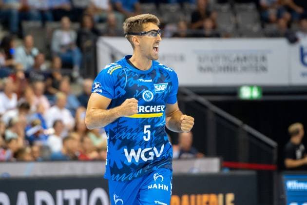 Handball I Herren I Saison 2025-2026 I Bundesliga I 3. Spieltag I TVB Stuttgart - Bergischer HC I 06.09.2025 Antonio Serradilla Cuenca (5, TVB Stuttgart) jubelt Stuttgart Porsche Arena Baden-Württemberg Deutschland Copyright: xLobeca MaxxPetershansx