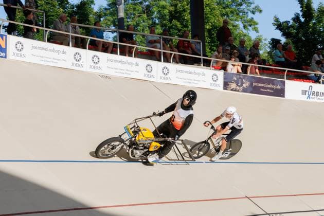 Luca Harter (GER) hinter Andre Dippel (GER, Schrittmacher), 06.09.2025, Erfurt (Deutschland), Bahnradsport, Steher und Derny Europameisterschaften 2025