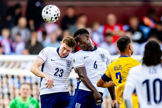 England v Andorra 2026 FIFA World Cup, WM, Weltmeisterschaft, Fussball Qualifier 06 09 2025. England defender Marc Guehi (6) and England midfielder Elliot Henderson (23) go up for same header during the 2026 FIFA World Cup Qualifier match between England and Andorra at Villa Park, Birmingham, England on 6 September 2025. Birmingham Villa Park West Midlands England Editorial use only , Copyright: xManjitxNarotrax PSI-22763-0202