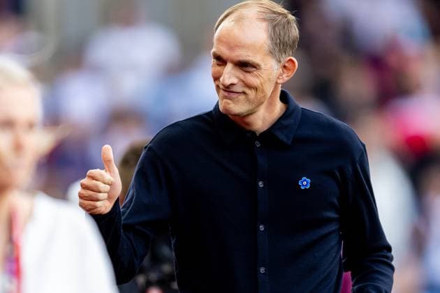 England v Andorra 2026 FIFA World Cup, WM, Weltmeisterschaft, Fussball Qualifier 06 09 2025. England Head Coach Thomas Tuchel gives thumbs-up before during the 2026 FIFA World Cup Qualifier match between England and Andorra at Villa Park, Birmingham, England on 6 September 2025. Birmingham Villa Park West Midlands England Editorial use only , Copyright: xManjitxNarotrax PSI-22763-0153