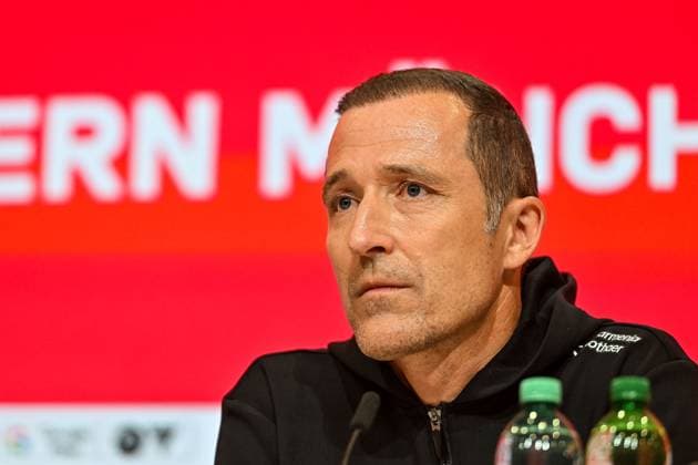 GER, FFBL, FC Bayern München vs Bayer 04 Leverkusen 06.09.2025, Allianz-Arena, München, GER, FFBL, FC Bayern München vs Bayer 04 Leverkusen, im Bild Roberto Pätzold Paetzold (Bayer Leverkusen), Pressekonferenz nach Spielende