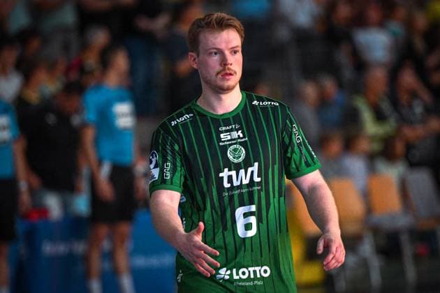 Deutschland: Handball 2. Bundesliga 2025 26, 06.09.2025 2. Spieltag - HSG Krefeld Niederrhein vs Die Eulen Ludwigshafen - Sporthalle Glockenspitz (Krefeld), Tim Schaller (Die Eulen Ludwigshafen, 6) Copyright: xMarkusxVerwimpx