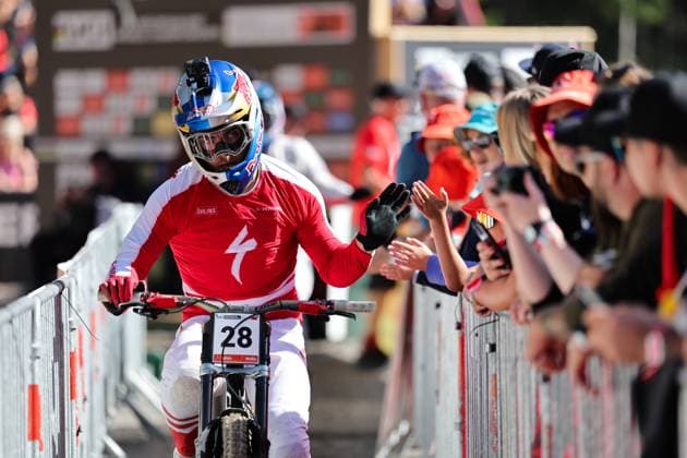 2025 UCI Mountain Bike World Championships Picture by Alex Whitehead SWpix.com - 07 09 2025 - Cycling - 2025 UCI Mountain Bike World Championships - Downhill - ChampÃ ry, Valais, Switzerland - Finn Iles (Canada) Copyright: x xSWpix.comx(t axPhotographyxHubxLtd)xAlexxWhitehead SWpix.comx SWP-3030-2407