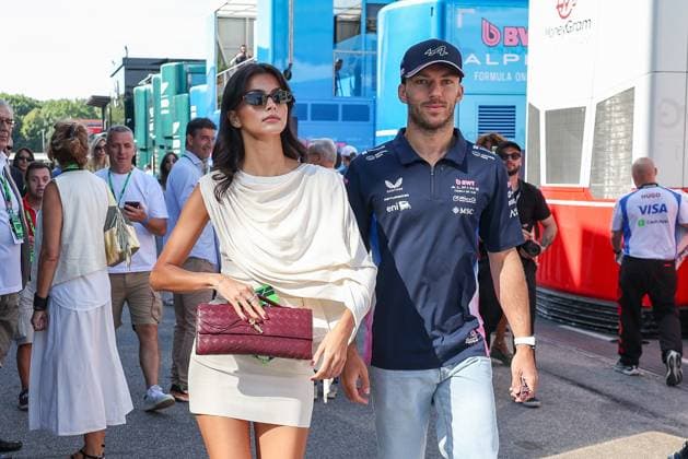 Pierre Gasly (BWT Alpine 10) mit seiner Freundin Francisca Kika Cerqueira Gomes, Rennen, Grosser Preis von Italien, Motorsport, Herren, Formel 1, 07.09.2025 Monza Lombardei Italien