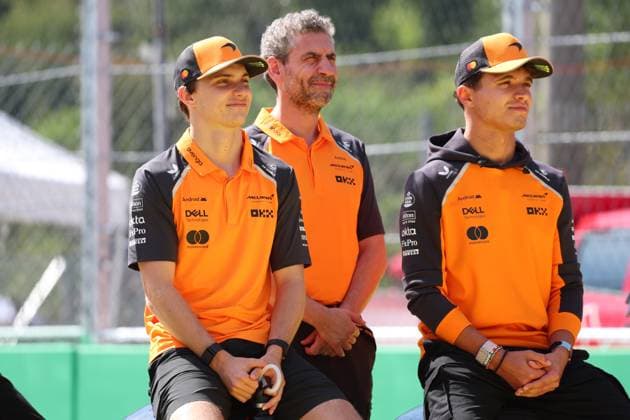 81 Oscar Piastri (AUS, McLaren F1 Team), Andrea Stella (ITA, McLaren F1 Team), 4 Lando Norris (GBR, McLaren F1 Team), F1 Grand Prix of Italy at Autodromo Nazionale Monza on September 7, 2025 in Monza, Italy. (Photo by HOCH ZWEI) Monza Italy