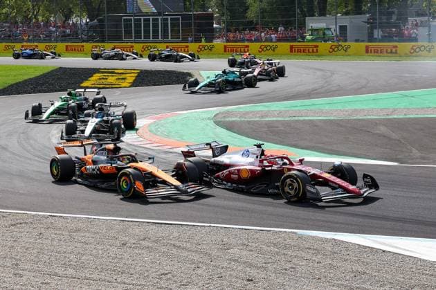 Charles Leclerc (Scuderia Ferrari HP 16), Oscar Piastri (McLaren Formula 1 Team 81), Rennen, Grosser Preis von Italien, Motorsport, Herren, Formel 1, 07.09.2025 Monza Lombardei Italien
