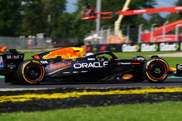 F1 Grand Prix of Italy - Race MONZA, ITALY - SEPTEMBER 07: Max verstappen of Netherland driving the (1) Oracle Red Bull Racing RB21 on track during F1 Grand Prix of Italy at Autodromo Nazionale Monza on September 07, 2025 in Monza, Italy. Pier Marco Tacca Anadolu Italy Italy. Editorial use only. Please get in touch for any other usage.  Copyright: x2025xAnadoluxPierxMarcoxTaccax