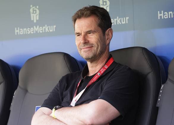 Ralf Kellermann (Wolfsburg) Fussball, GER, Frauen, Damen, Flyeralarm Frauen Bundesliga, Saison 2025 2026, Volksparkstadion, 1.Spieltag Hamburger SV gegen VfL Wolfsburg