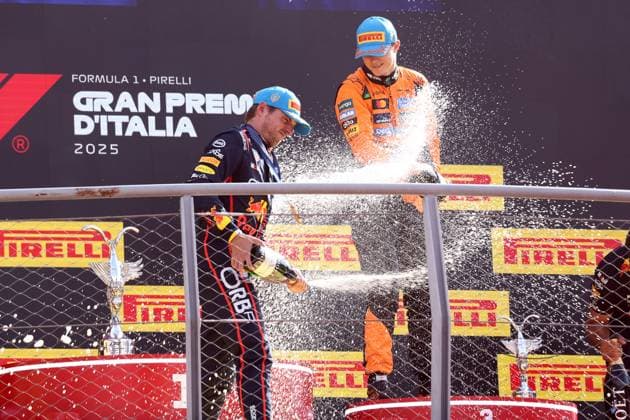F1 Grand Prix of Italy Max Verstappen of Red Bull Racing celebrates on the podium with Lando Norris and Oscar Piastri of McLaren at the end of the F1 Grand Prix of Italy at Autodromo Nazionale on September 7, 2025 in Monza, Italy. Monza Autodromo Nazionale Italy Copyright: xMarcoxCanonierox
