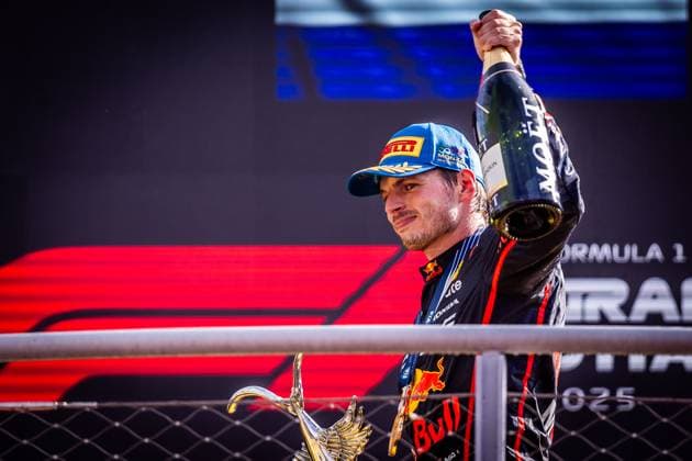 F1 ITALIAN GRAND PRIX SUNDAY Max Verstappen of the Netherlands and Oracle Red Bull Racing celebrates after the sunday s race of the F1 Grand Prix of Italy - Formula 1 Pirelli Gran Premio D Italia 2025 at Autodromo Nazionale Monza Circuit on September 07, 2025, in Monza, Italy. Copyright: xx 080A2591