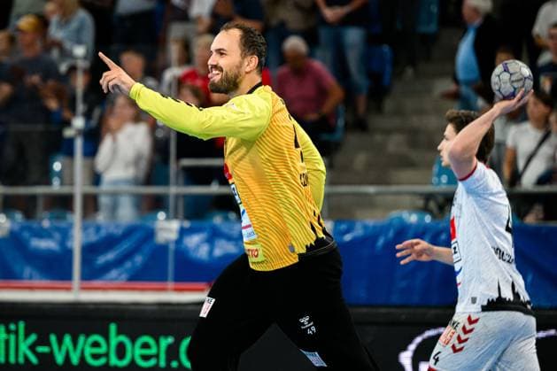 Bietigheim: HBL - 25 26 - SG BBM Bietigheim - VfL Luebeck-Schwartau Torhueter Nils Conrad (VfL Luebeck-Schwartau) Bietigheim-Bissingen Egetrans Arena Baden-Württemberg Deutschland
