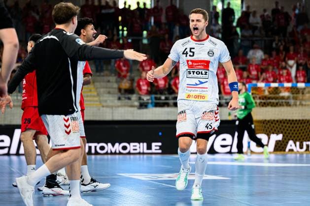Bietigheim: HBL - 25 26 - SG BBM Bietigheim - VfL Luebeck-Schwartau Jan-Eric Speckmann (VfL Luebeck-Schwartau) Jubel Freude Emotion Bietigheim-Bissingen Egetrans Arena Baden-Württemberg Deutschland