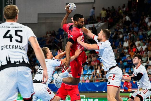 Bietigheim: HBL - 25 26 - SG BBM Bietigheim - VfL Luebeck-Schwartau Djibril M™Bengue (Bietigheim) Bietigheim-Bissingen Egetrans Arena Baden-Württemberg Deutschland
