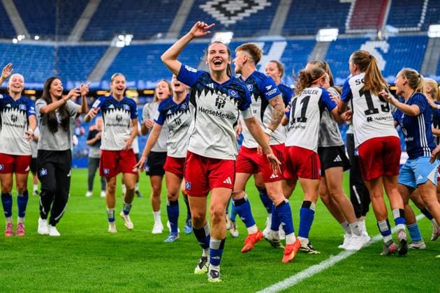 Fußball I Frauen I Saison 2025-2026 I Bundesliga I 1. Spieltag I Hamburger SV - VfL Wolfsburg I 07.09.2025 Pauline Annette Machtens (28, Hamburger SV) Hamburg Volksparkstadion Hamburg Deutschland Copyright: xLobecax xHenningxRohlfsx