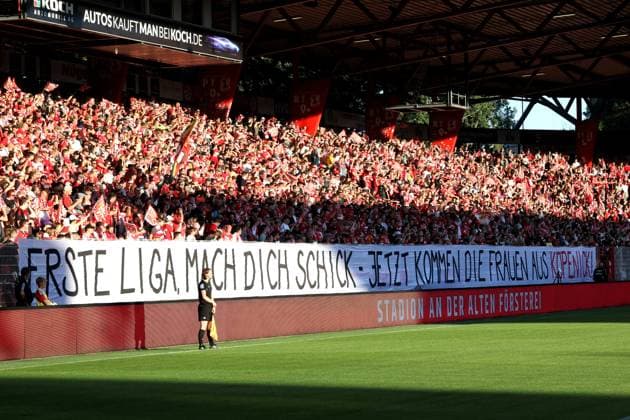 DEU, 2.BL, Frauen, 1.FC Union vs. 1.FC Nuernberg, 07.09.2025, Stadion Alte Foersterei, Berlin, DEU, 2.BL, Frauen, 1.FC Union vs. 1.FC Nuernberg, im Bild: Zuschauer, Besucher, Fans DFL - regulations prohibit any use of Photographs as image sequences and or quasi-video