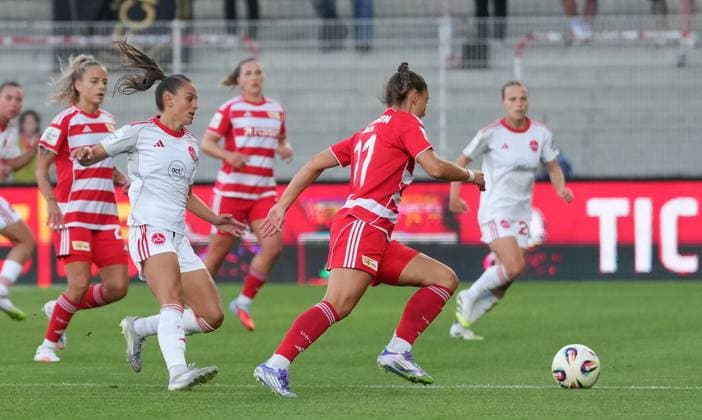 07.09.2025 - Fussball - Saison 2025 2026 - 1. Google Pixel Frauen Bundesliga - 1. Spieltag: 1. FC Union Berlin Frauen FCU - 1. FC Nürnberg Frauen FCN ( Club Clubfrauen) - ChPr - xchxprx - von links : Sanja Homann (19, 1. FC Nürnberg FCN ) Dina Orschmann ( 11, 1. FC Union Berlin )