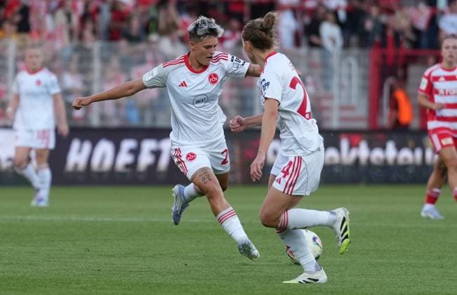 07.09.2025 - Fussball - Saison 2025 2026 - 1. Google Pixel Frauen Bundesliga - 1. Spieltag: 1. FC Union Berlin Frauen FCU - 1. FC Nürnberg Frauen FCN ( Club Clubfrauen) - ChPr - xchxprx - von links : Aneta Polaskova (26, 1. FC Nürnberg FCN ) Nastassja Lein (24, 1. FC Nürnberg FCN )