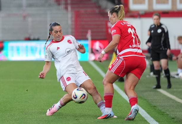 07.09.2025 - Fussball - Saison 2025 2026 - 1. Google Pixel Frauen Bundesliga - 1. Spieltag: 1. FC Union Berlin Frauen FCU - 1. FC Nürnberg Frauen FCN ( Club Clubfrauen) - ChPr - xchxprx - von links : Jonna Brengel (10, 1. FC Nürnberg FCN ) Dina Orschmann ( 11, 1. FC Union Berlin )