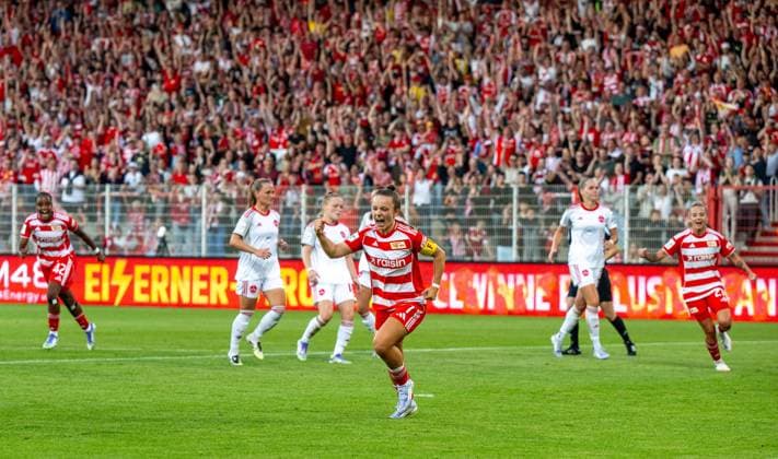 Fußball, Frauen, Saison 2025 2026, Google Pixel Frauen-Bundesliga (1. Spieltag), 1. FC Union Berlin - 1. FC Nürnberg, Lisa Heiseler (1. Frauen 1. FC Union), Jubel nach Tor zum 1:0, 07.09. 2025, Copyright: xMatthiasxKochx