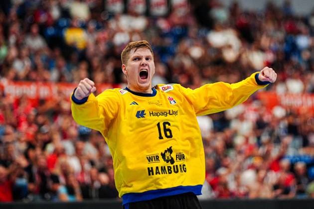 Jubel nach Parade Robin Haug (Handball Verein Hamburg, 16) GER, Handball Sport Verein Hamburg vs. Rhein-Neckar Loewen, Handball, 1. Bundesliga, Spieltag 3, Saison 2025 2026, 07.09.2025 GER, Handball Sport Verein Hamburg vs. Rhein-Neckar Loewen, Handball, 1. Bundesliga, Spieltag 3, Saison 2025 2026, 07.09.2025 Hamburg Copyright: xEibner-Pressefoto MarcelxvonxFehrnx EP_MFN