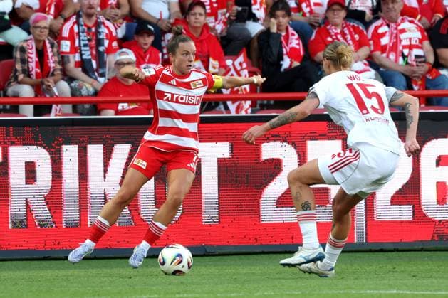 DEU, 2.BL, Frauen, 1.FC Union vs. 1.FC Nuernberg, 07.09.2025, Stadion Alte Foersterei, Berlin, DEU, 2.BL, Frauen, 1.FC Union vs. 1.FC Nuernberg, im Bild: Lisa Heiseler (1.FC Union Berlin 7), Wos, Oliwia (1.FC Nuernberg 15) DFL - regulations prohibit any use of Photographs as image sequences and or quasi-video