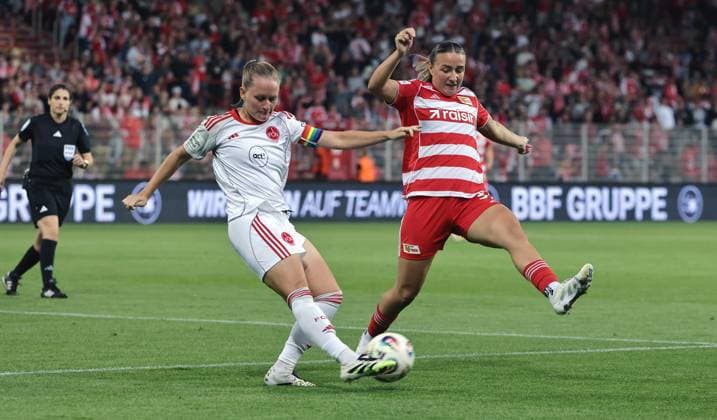 Luisa Guttenberger, Tanja Pawollek Zweikampf Spielszene Aktion Fußball Fussball 1. Bundesliga Damen Frauen Saison 2025 2026 07.09.2025 1.FC Union Berlin vs. 1.FC Nürnberg FCN DFL regulations prohibit any use of photographs as image sequences and or quasi-video